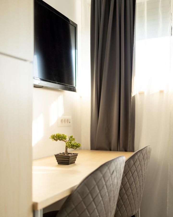 Apartments Trzin-Mlake W Free Parking 外观 照片